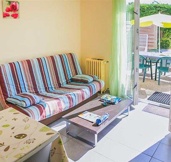 Location appartement au camping 2 étoiles de Cromenac'h à Ambon, camping accès direct plage 