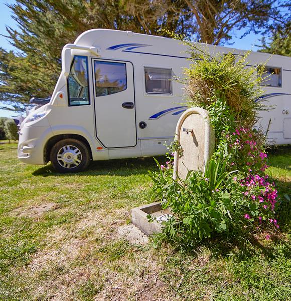 Camping Ambon - emplacement vue mer 