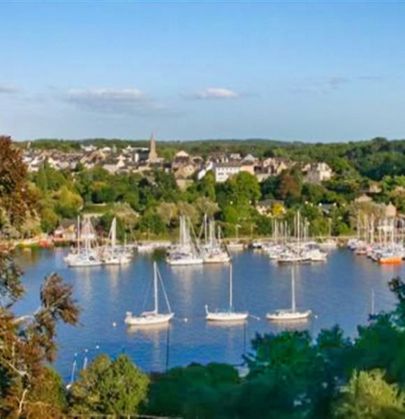 La Roche Bernard proche du Camping Ambon, camping de cromenach 
