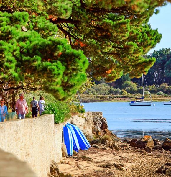 Camping Ambon - Balades et randonnées