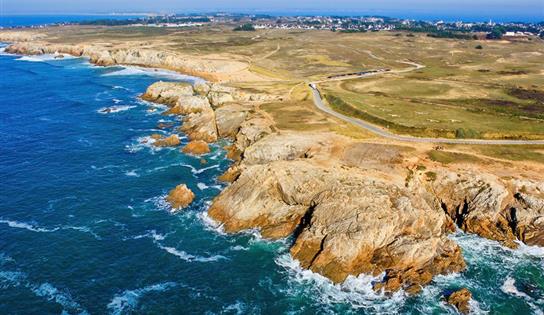 Presqu'île de Quiberon proche du camping 2 étoiles de Cromenac'h à Ambon, camping accès direct plage proche du Golfe du Morbihan, de la presqu'île de Rhuys dans le Morbihan, Bretagne Sud - CAMPING VILLAGE DE CROMENAC'H AMBON