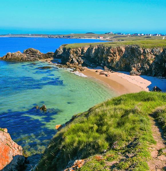 Ile d'Hoëdic proche du camping 2 étoiles de Cromenac'h à Ambon, camping accès direct plage proche du Golfe du Morbihan, de la presqu'île de Rhuys dans le Morbihan, Bretagne Sud